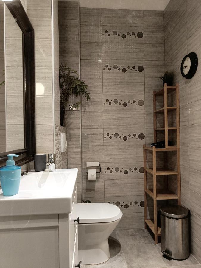 Newly Refurbished Apartment In The City Center صوفيا المظهر الخارجي الصورة