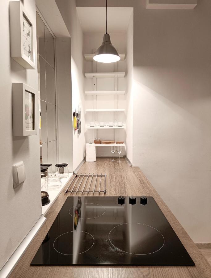 Newly Refurbished Apartment In The City Center صوفيا المظهر الخارجي الصورة